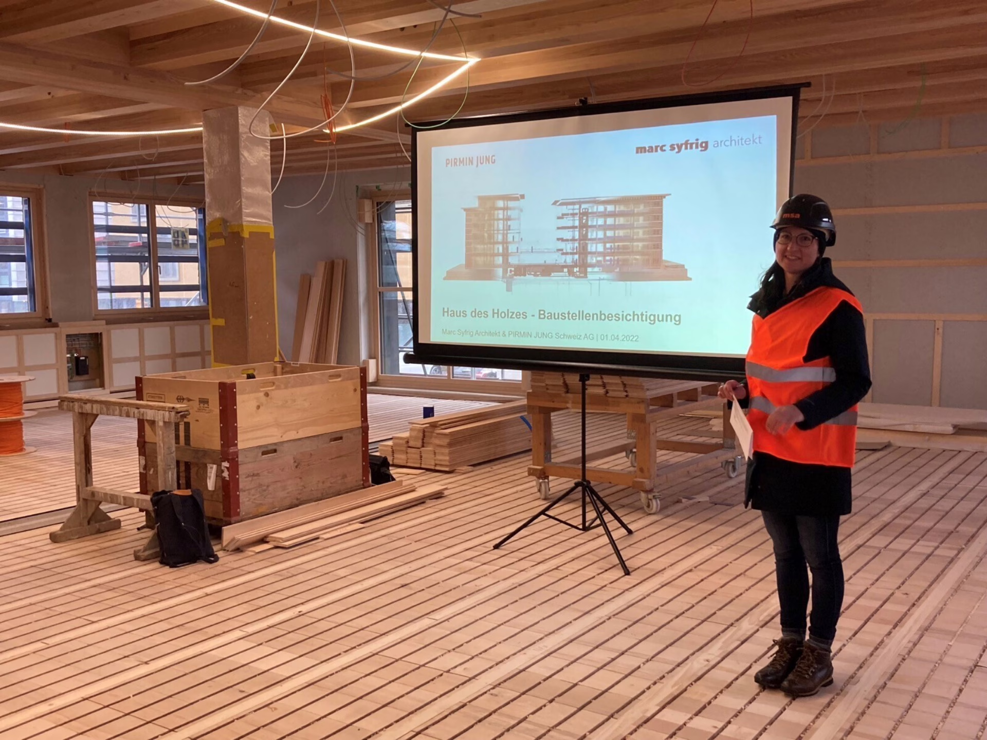 Einblicke in die Arbeitsweise, Gedankengänge und die Modelle via Präsentation.