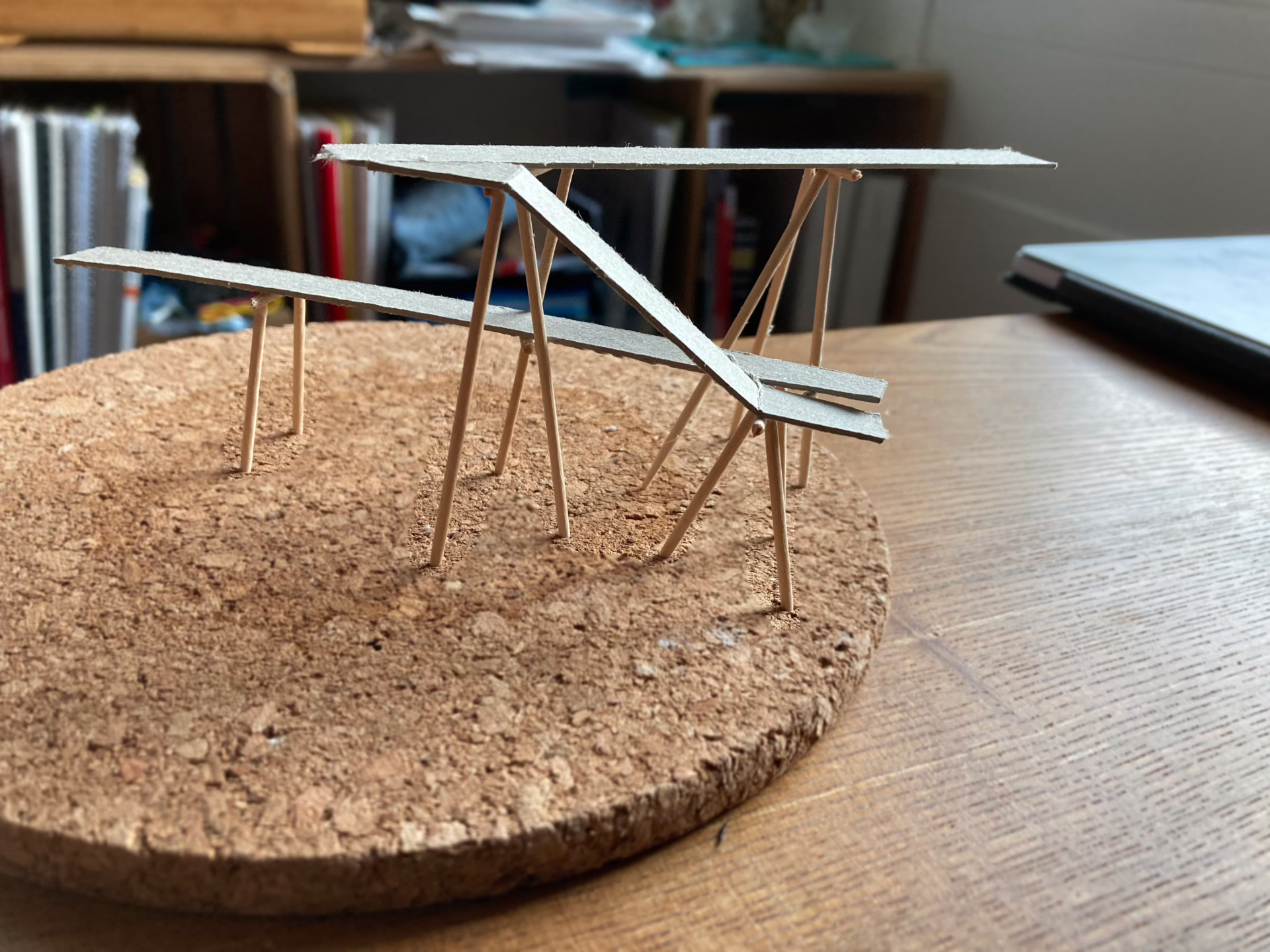 Physisches Modell zur Veranschaulichung der geometrischen Machbarkeit | Fotografie: PIRMIN JUNG